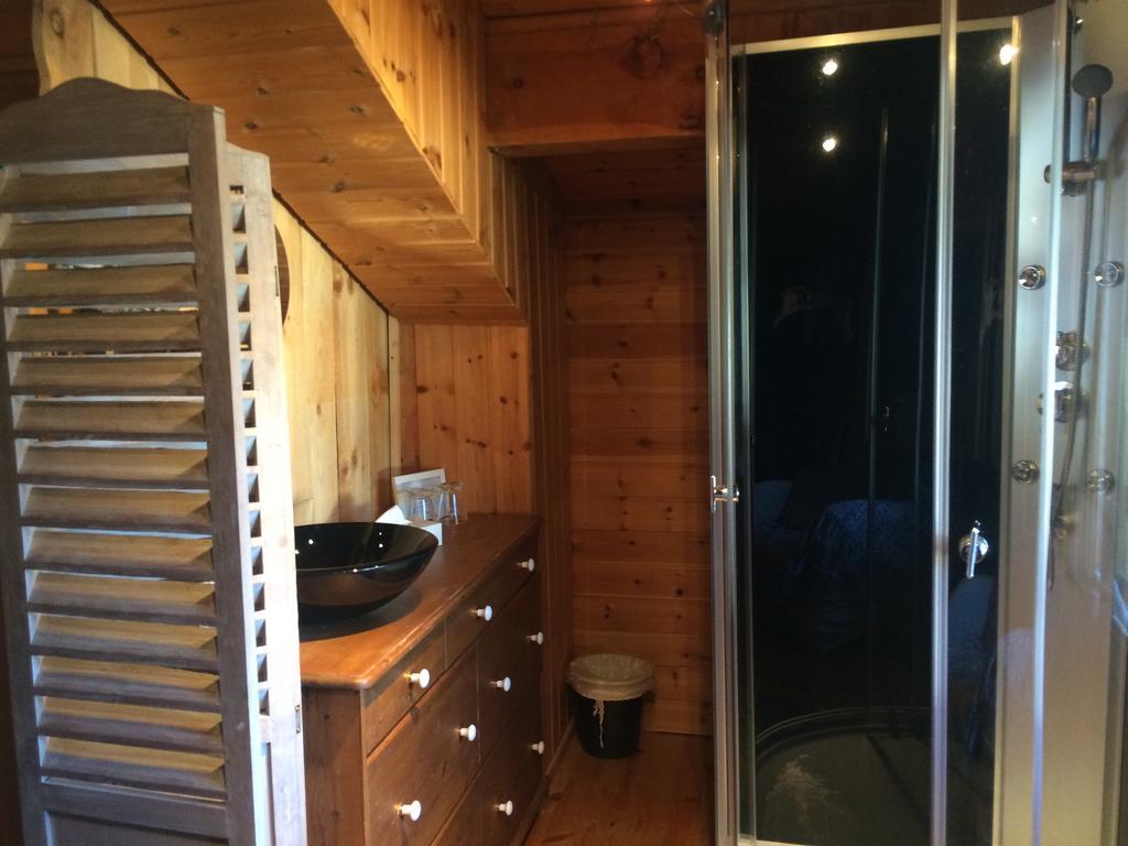 Chalet Pomme De Pin 5 Chambres 12 A 14 Personnes Formigueres Luaran gambar